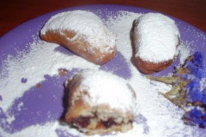 Mini langosi cu branza  sau gem de prune