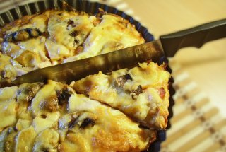 Tarta cu piept de pui si ciuperci
