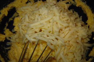 Carne tocata in cuib de mamaliga