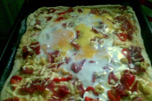 Pizza cu blat fara drojdie
