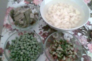 Ciorbita de pui cu legume