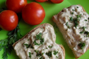Salata de vinete cu coaja alba, cu maioneza
