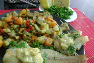 File de peste cu legume in unt