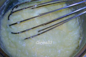 Rulada cu crema caramel si cocos