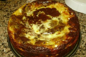 Tort de branza cu piersici