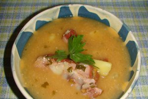 Ciorba cu coasta afumata si lapte batut