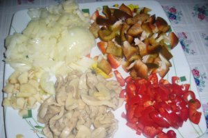 Fidea cu carne