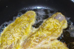 Salau in crusta de parmezan