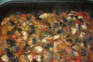 Ciuperci si legume la cuptor