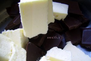 Negresa cu inima de cocos