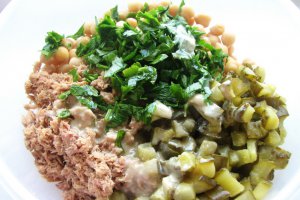 Salata cu ton si naut