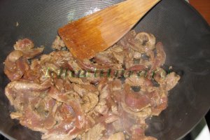 Vita chinezeasca picanta, cu ardei si sparanghel alb