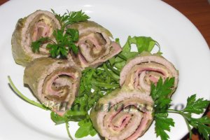 Rulouri de vitel cu praz si vinete