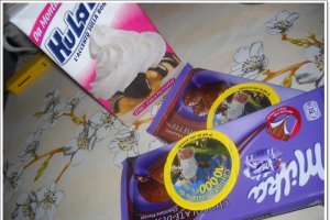 Prajitura cu ciocolata,frisca si batoane "mars"