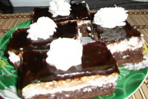 Prajitura cu branza dulce si ciocolata