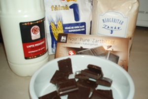 Prajitura  " Desteapta " cu ciocolata si aroma de portocala