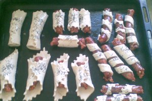 Carnaciori inveliti in foietaj