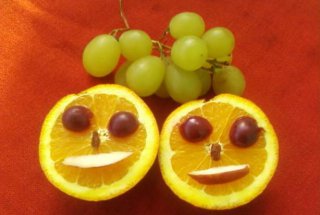 Happy Face Fructe sau cum sa-ti faci copii sa manance fructe