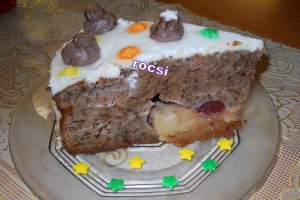 Tort de mere cu nuca