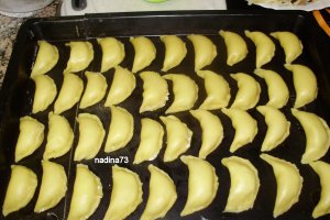 Cornulete fragede cu nuca
