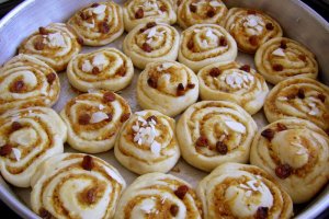 Pumpkin rolls