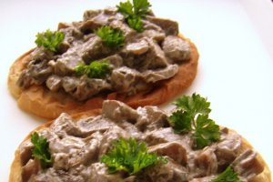 Tartine cu ciuperci