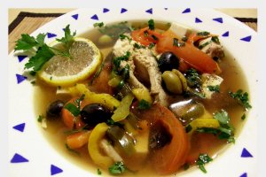 Supa greceasca de pastrav cu masline si feta