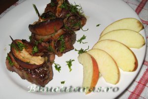 Ficatei inveliti in bacon