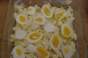 Branza de burduf cu ou si mamaliguta