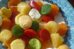 Cosulet crocant de cascaval cu buline colorate