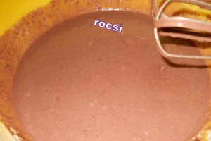 Briose cu budinca si capsuni