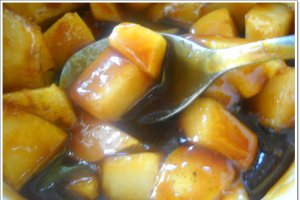Waffe cu pere caramelizate
