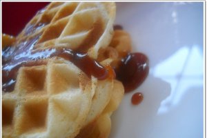 Waffe cu pere caramelizate