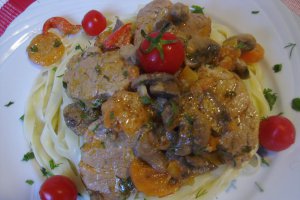 Muschiulet de porc cu ciuperci