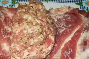 Piept de porc cu mazare si friganele