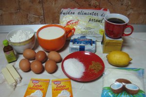 Prajitura cu blat de cafea si crema de nuca de cocos