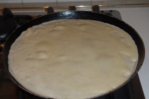 Clatite cu ricotta si zmeura