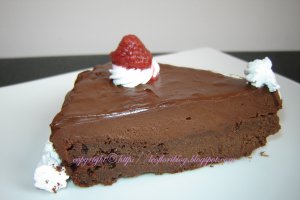Tort de ciocolata Monti