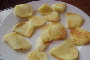 Plăcinţele cu măr copt
