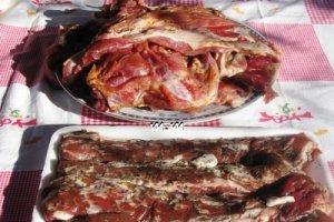 Pastrama de oaie si muschiulet de berbecut la gratar