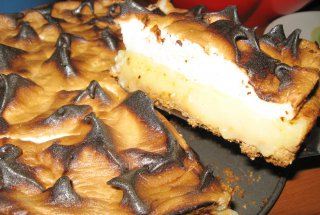 Tarta cu crema de lamaie si bezea