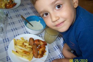 Cartofi cu aripioare la cuptor si vanilie olteneasca (usturoi)