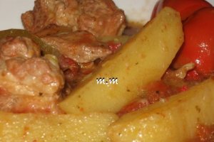 Gulas cu carne de porc