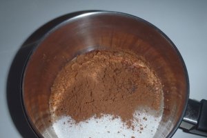 Dinti de negru