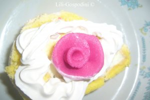 Rulada cu crema de lamaie
