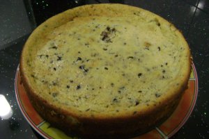 Tort  de ciocolata "Dots" cu visine din alcool