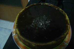 Tort  de ciocolata "Dots" cu visine din alcool