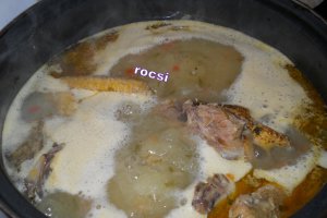 Zeama de pui de tara