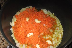 Supa crema de linte( de post)- "Şorbat adass"