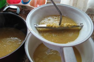 Supa crema de linte( de post)- "Şorbat adass"